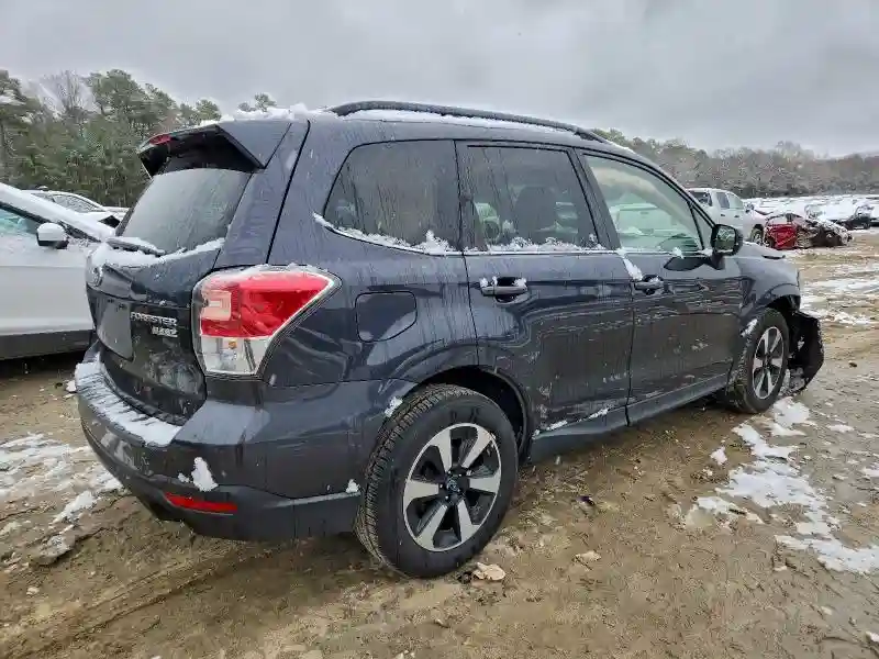 JF2SJARC1HH572413 2017 SUBARU FORESTER-2