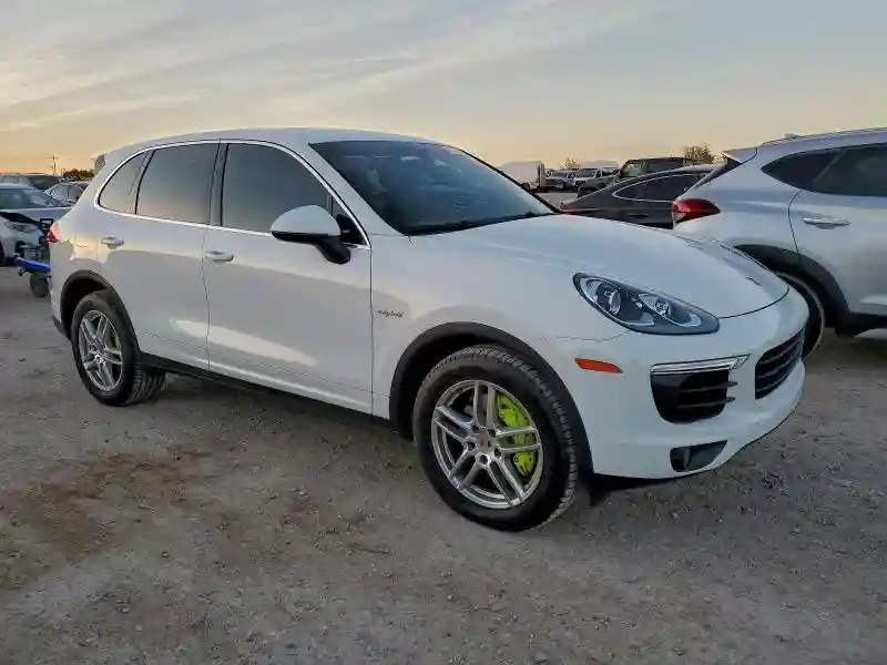 WP1AE2A24GLA64521 2016 PORSCHE CAYENNE-3