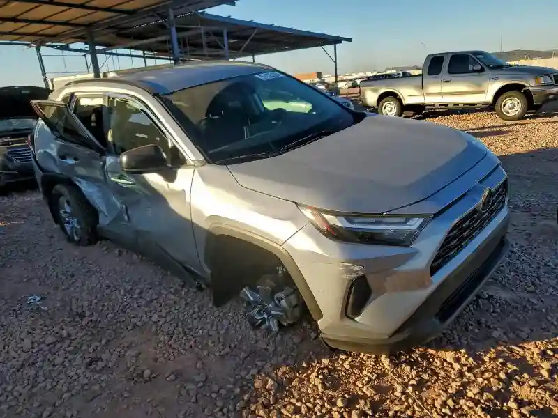 2T3LWRFV0RW235431 2024 TOYOTA RAV4-3