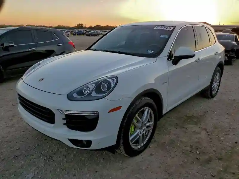 WP1AE2A24GLA64521 2016 PORSCHE CAYENNE-0