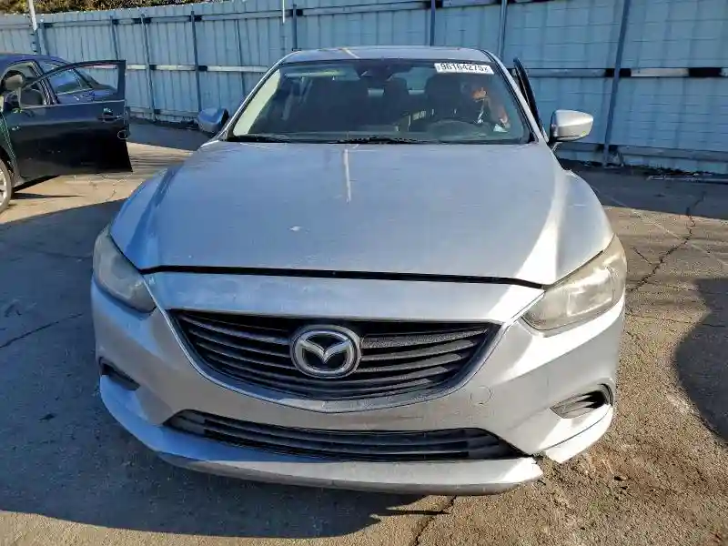 JM1GL1V52H1132134 2017 MAZDA 6-4