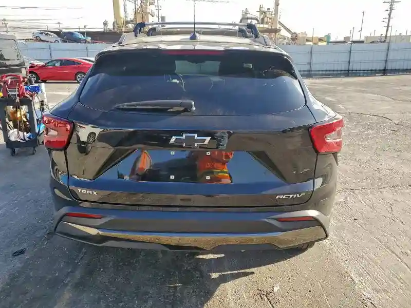 KL77LKEP3SC079623 2025 CHEVROLET TRAX ACTIV-5