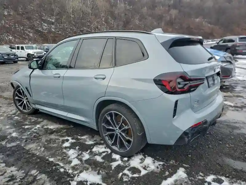 5UX83DP02N9K07837 2022 BMW X3 M40I-1