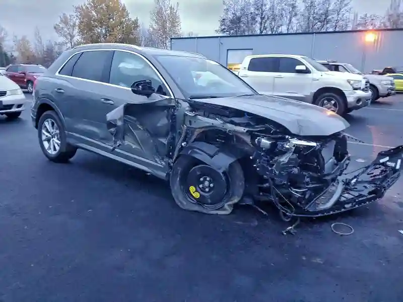 WA1DECF32S1109735 2025 AUDI Q3-3