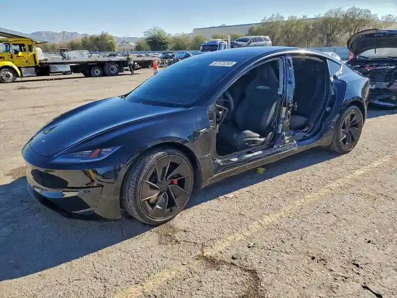 5YJ3E1ET8SF060765 2025 TESLA MODEL 3-0