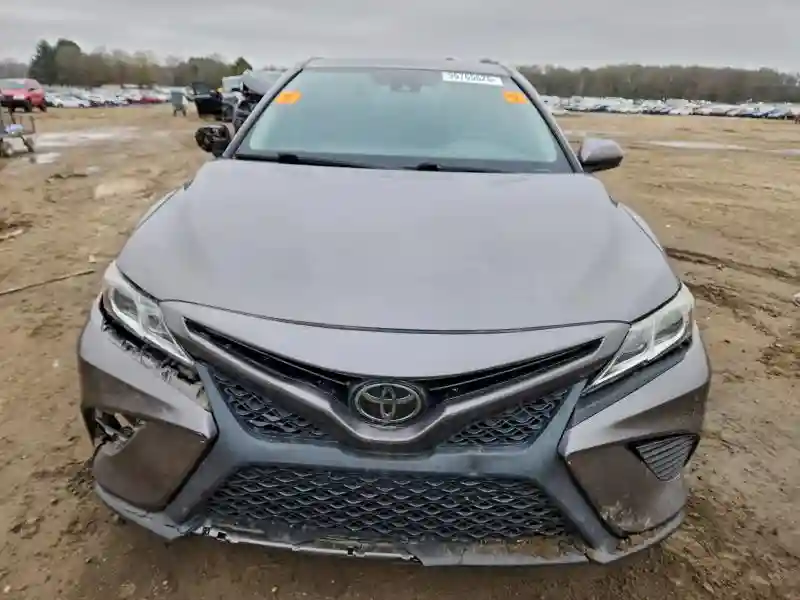 4T1B11HK2KU784089 2019 TOYOTA CAMRY-4