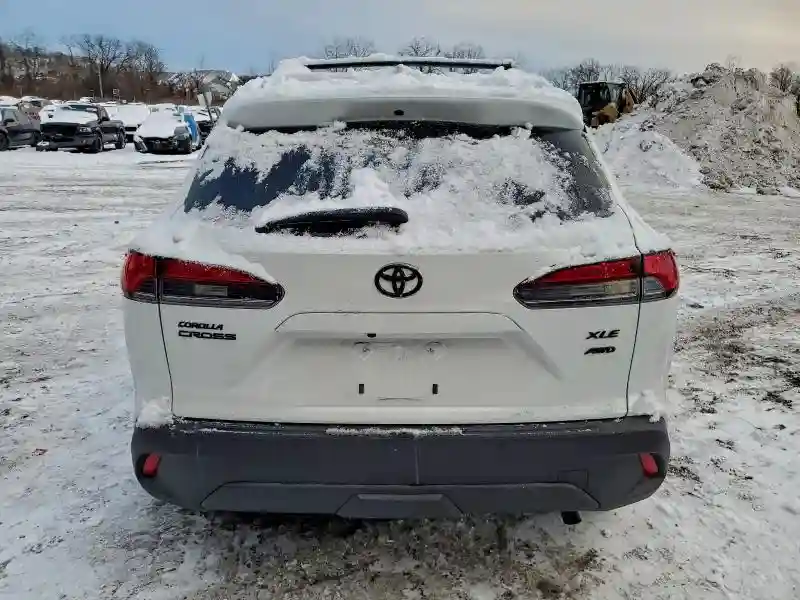 7MUDAABG7NV034140 2022 TOYOTA COROLLA CR-5
