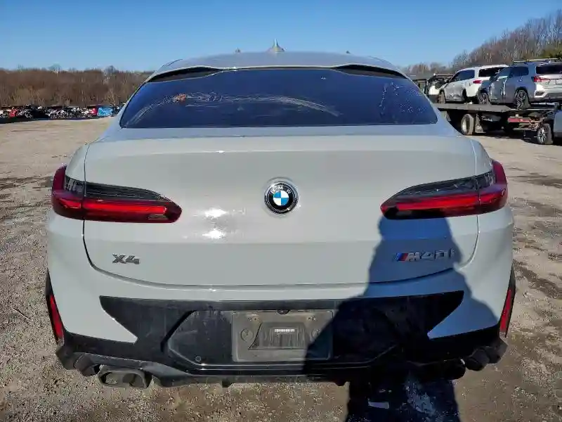 5UX43DT09N9K11789 2022 BMW X4-5