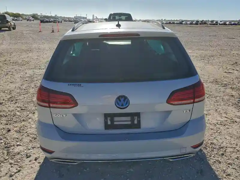 3VWD17AU5JM768013 2018 VOLKSWAGEN GOLF-5