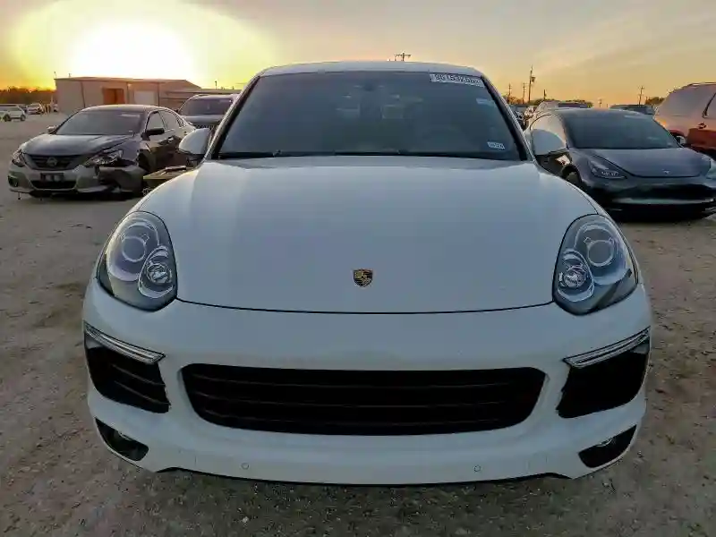 WP1AE2A24GLA64521 2016 PORSCHE CAYENNE-4