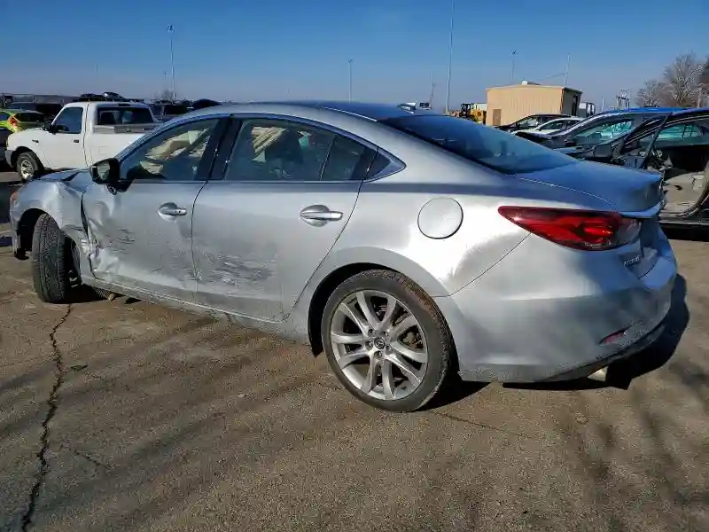 JM1GL1V52H1132134 2017 MAZDA 6-1