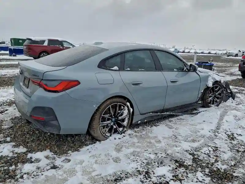 WBY83FB03RFS88261 2024 BMW I4 XDRIVE-2