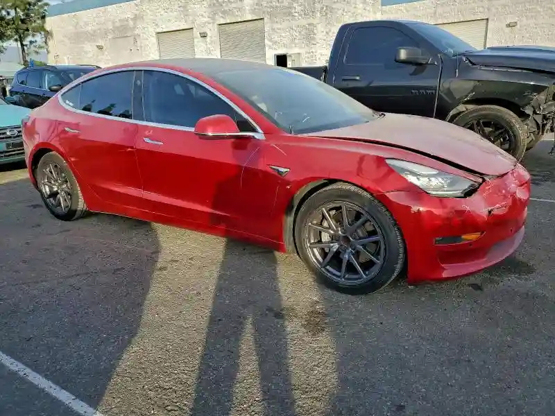 5YJ3E1EA6JF049146 2018 TESLA MODEL 3-3
