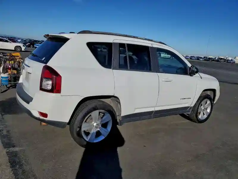 1C4NJCBA2GD705170 2016 JEEP COMPASS-2