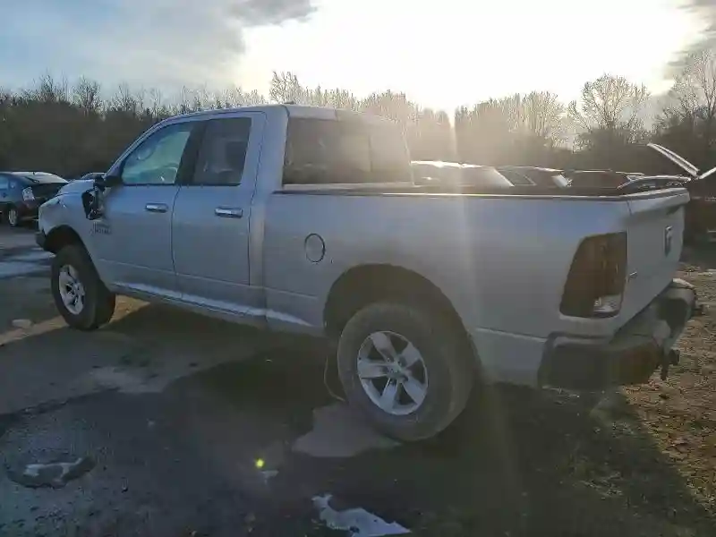 1C6RR7GG3HS818208 2017 RAM 1500-1