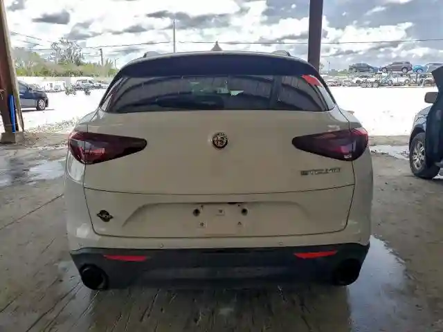 ZASPAJAN5N7D28208 2022 ALFA ROMEO STELVIO-5