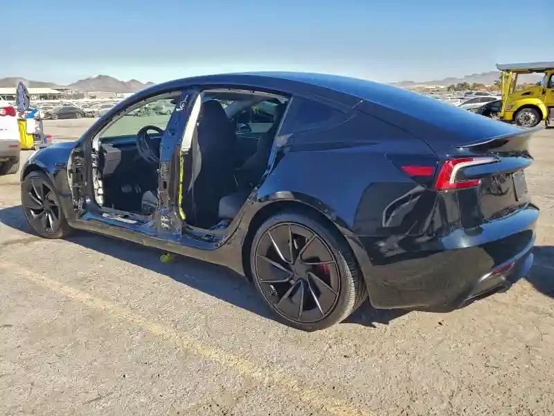 5YJ3E1ET8SF060765 2025 TESLA MODEL 3-1