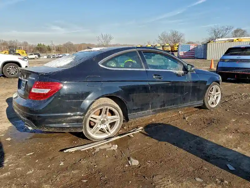 WDDGJ8JB9FG353501 2015 MERCEDES-BENZ C-CLASS-2