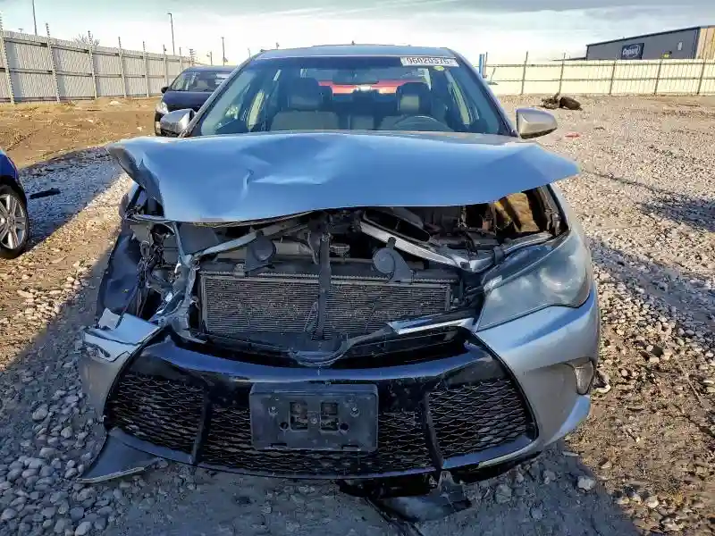 4T1BF1FK0GU501782 2016 TOYOTA CAMRY-4