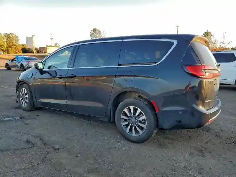 2C4RC1L78PR562466 2023 CHRYSLER PACIFICA-1