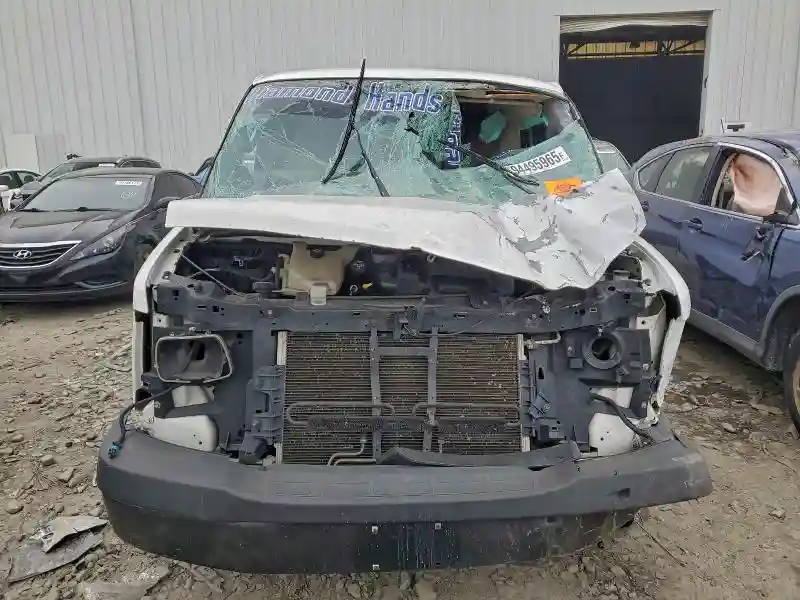 1GCWGAFF7H1302656 2017 CHEVROLET EXPRESS-4