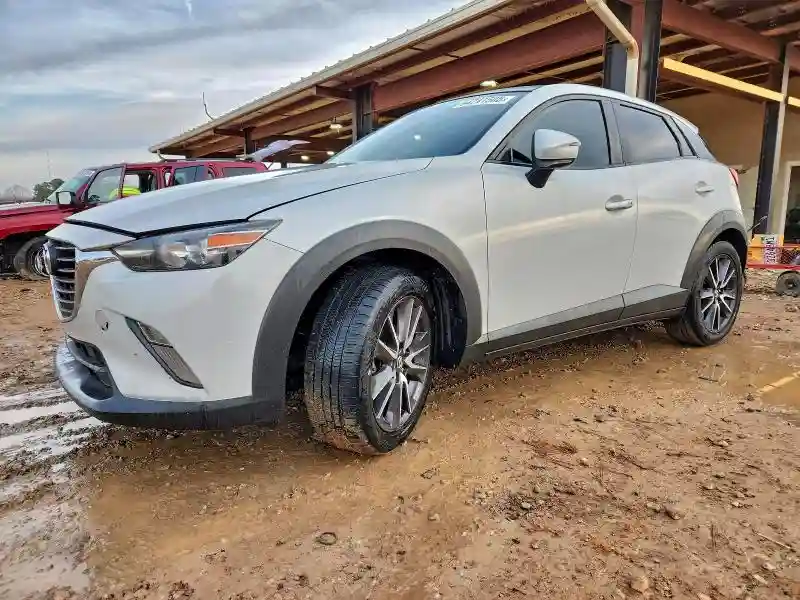 JM1DKDC7XJ0329592 2018 MAZDA CX-3-0