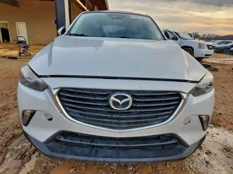JM1DKDC7XJ0329592 2018 MAZDA CX-3-4