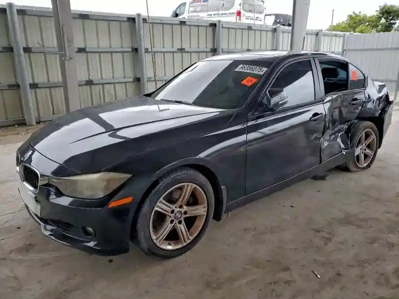 WBA3B5G50FNS18034 2015 BMW 3 SERIES-0