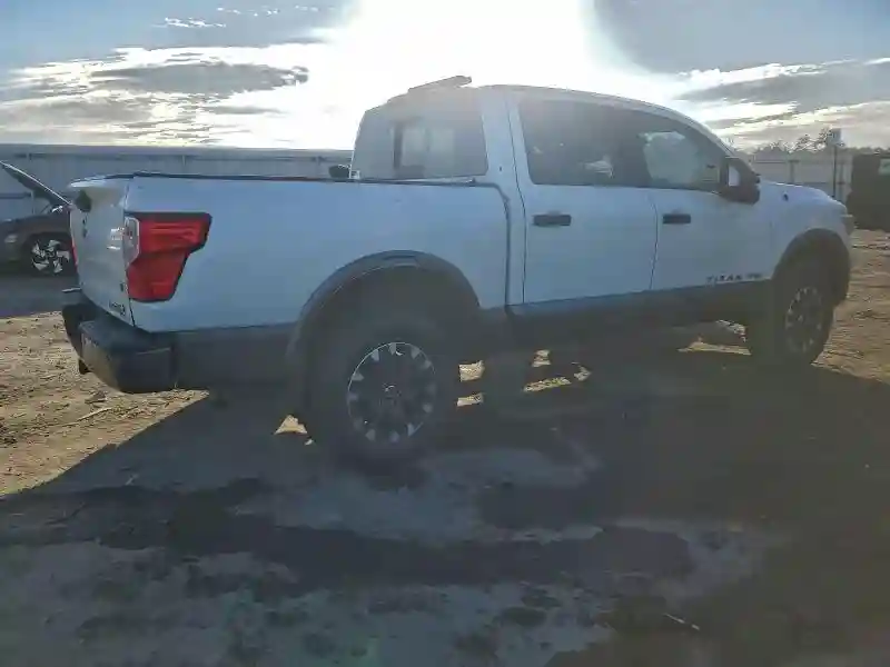 1N6AA1E57KN504186 2019 NISSAN TITAN-2