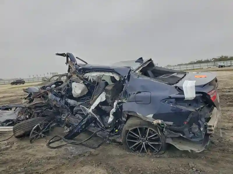 4T1T11AK9MU549531 2021 TOYOTA CAMRY-1