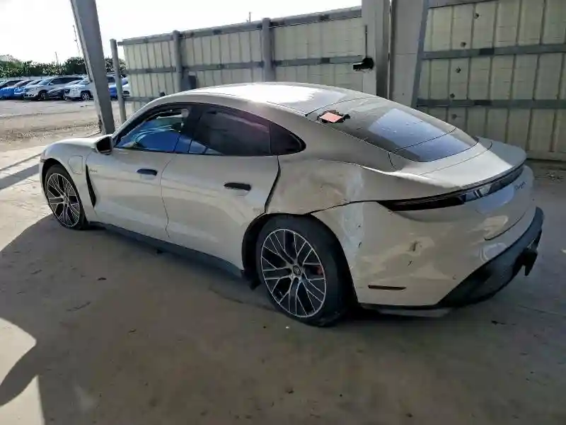 WP0AA2Y16NSA11948 2022 PORSCHE TAYCAN-1