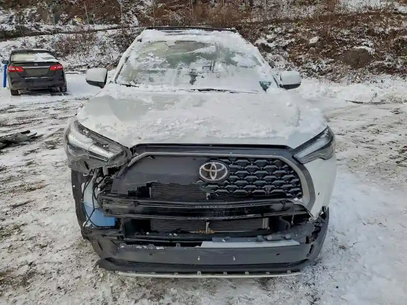 7MUDAABG7NV034140 2022 TOYOTA COROLLA CR-4
