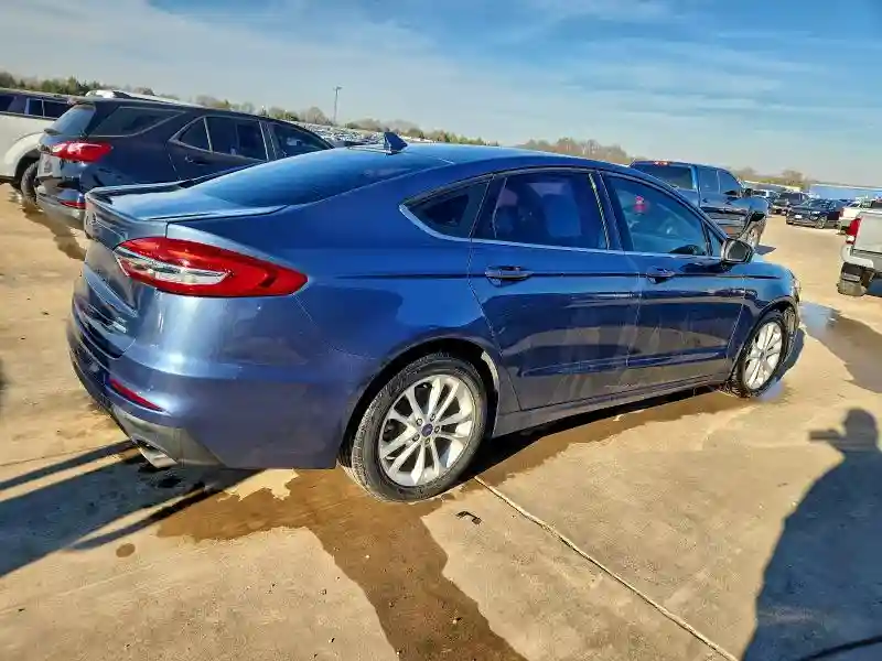 3FA6P0HD6KR148255 2019 FORD FUSION-2