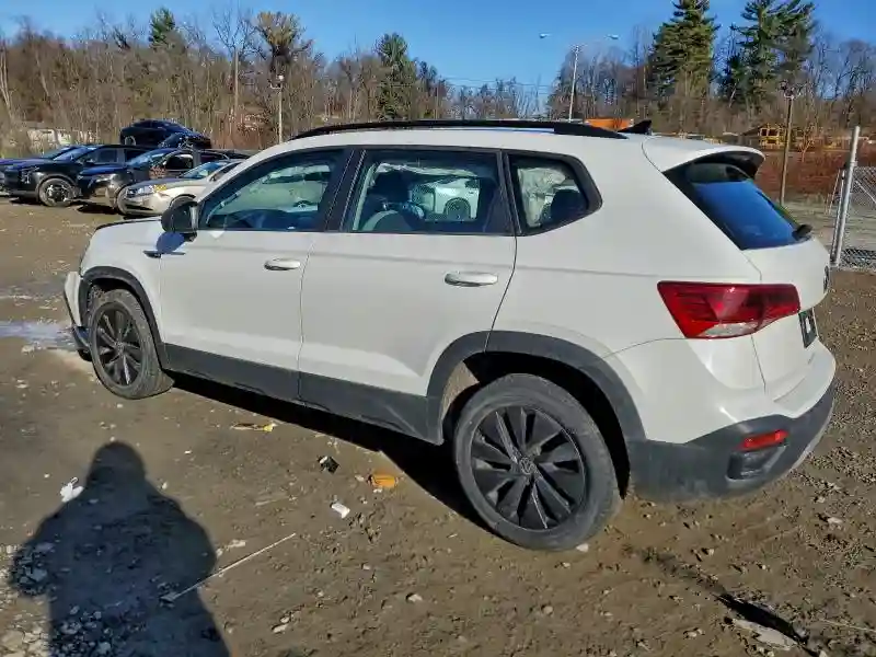 3VVAX7B21NM016947 2022 VOLKSWAGEN TAOS S-1