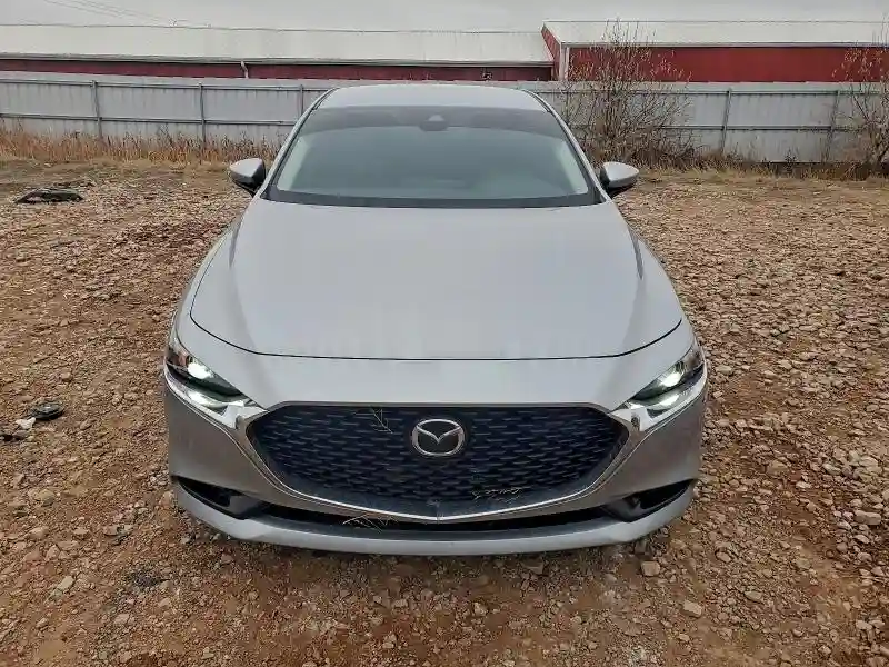 JM1BPACL3K1108089 2019 MAZDA 3-4